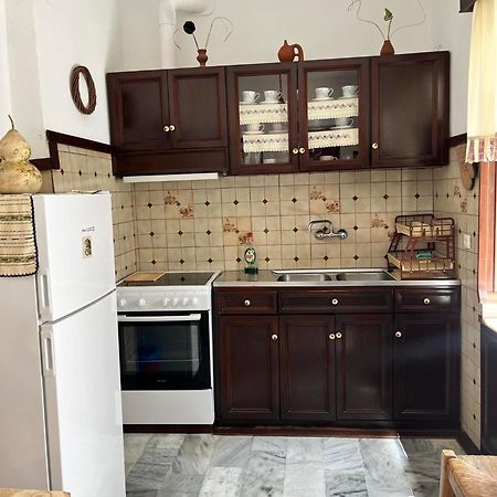 Partarolos Traditional House Aperathos Екстер'єр фото